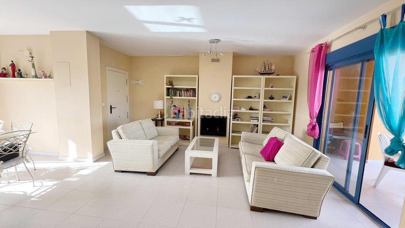Foto ae144d06-6def-47ac-a230-b0c7b0a9291e. Ático  dúplex en venta en las marinas, junto al club de tenis y muy cerca del mar en Dénia