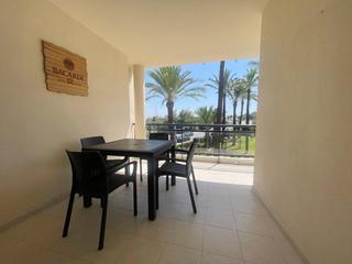 Affitto Piccolo appartamento in Les Bassetes - El Marjal. Alquiler de invierno de apartamento en las marinas