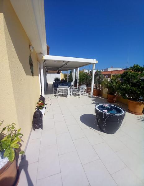 Foto 899832e5-bdcd-4aac-bd11-d99ab4538b87. Ático  dúplex con impresionantes terrazas y vistas al mar en el corazón en Dénia