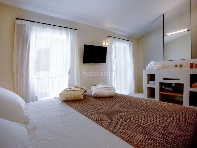 Foto cd288f74-3776-4fe6-81b2-b9204e7c6d38. Alquiler masía dúplex de lujo en casa de pueblo ibicenca en Dénia