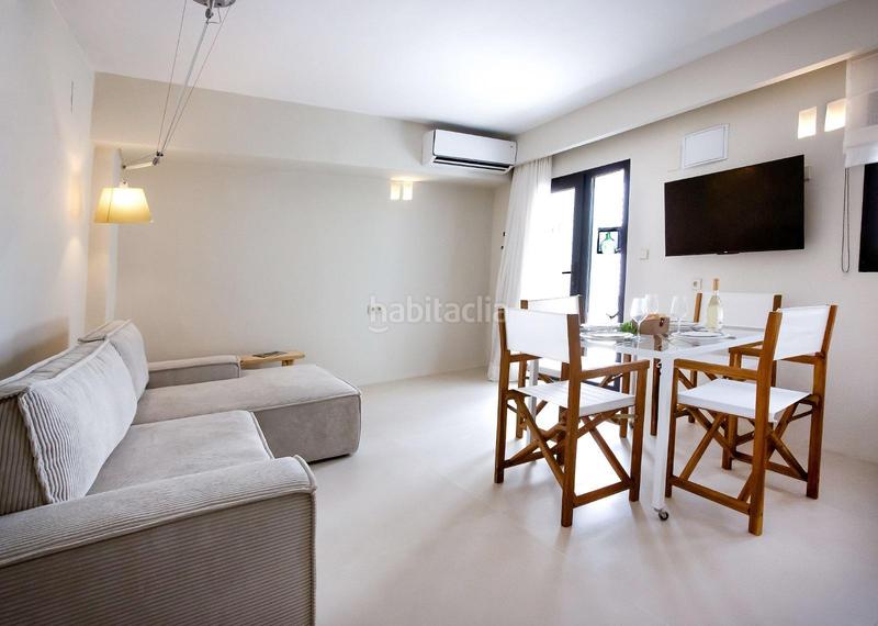 Foto d940ee16-7e55-4dbe-a6f1-8cc0bdbedcf9. Alquiler masía dúplex de lujo en casa de pueblo ibicenca en Dénia