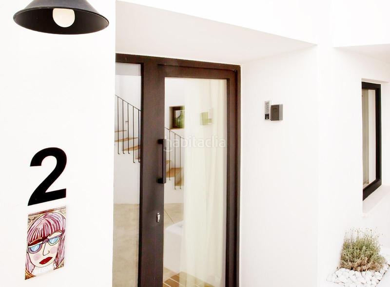 Foto fbc8b120-fde3-475f-83f5-d2e77d566fcf. Alquiler masía dúplex de lujo en casa de pueblo ibicenca en Dénia