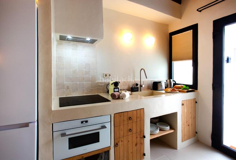 Foto a455d17e-309f-4d20-8d63-d073c4e48374. Alquiler masía dúplex de lujo en casa de pueblo ibicenca en Dénia