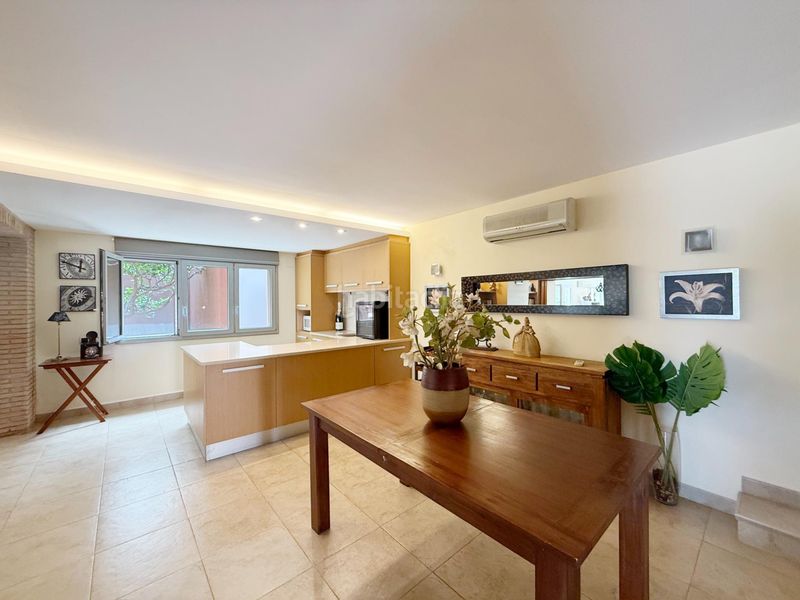 Foto 0bb20470-b958-4258-ad74-6227fb63b84b. Xalet amb aparcament piscina a El Montgó Dénia