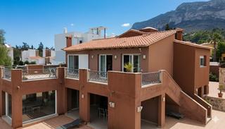 Chalet à El Montgó. Exclusivo chalet en entorno privilegiado, zona montgó