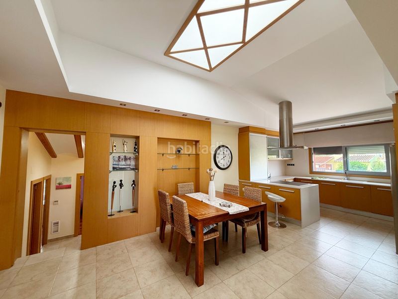 Foto b87bc51e-c3c8-409e-b979-1412540ecf52. Xalet amb aparcament piscina a El Montgó Dénia