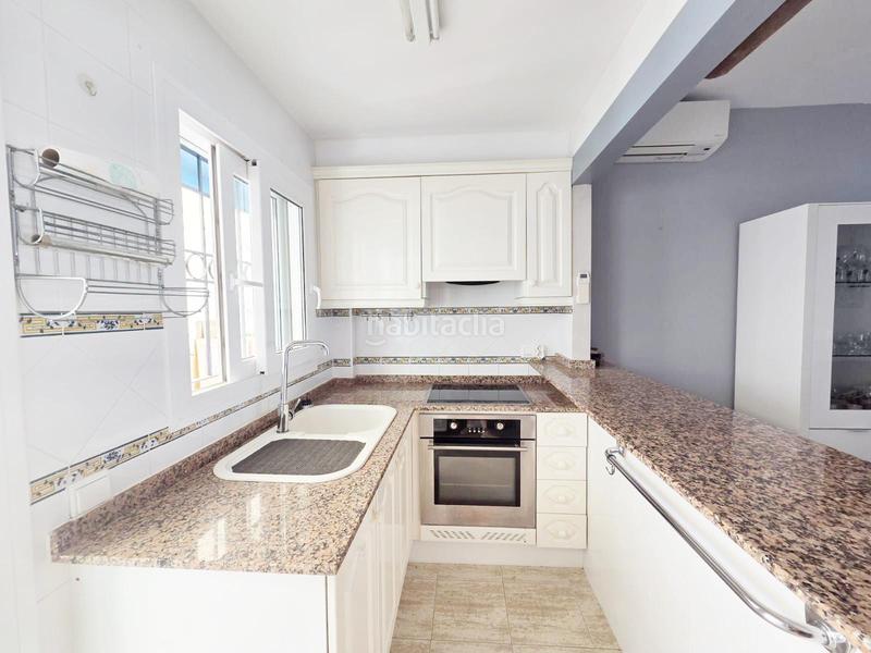 Foto 607edf90-9b9f-461f-85e5-774a9f031aa2. Towny house with heating pool in Verger (el)