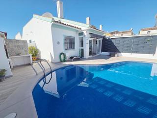 Doppelhaus in Verger (el). Chalet pareado a un paso del mar en el verger