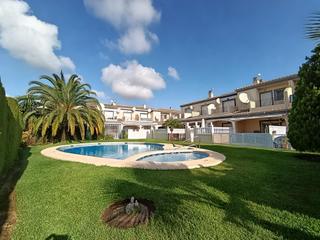 Lloguer Casa adossada a Poblets (els). Alquiler anual de adosado dúplex en els poblets
