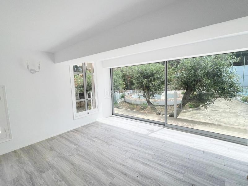 Foto c13bcc96-3b3a-4f3c-ba05-f3ba810ffd96. Xalet a calle pal.las 1 a Las Rotas / Les Rotes Dénia