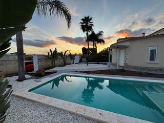 Location Chalet à Les Bassetes - El Marjal. Acogedor chalet en alquiler anual en las marinas km 2,5