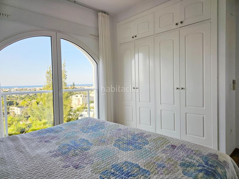 Foto 0d5c61ac-eb59-462a-8440-e7f6a69829ca. Casa adossada amb calefacció aparcament piscina a Dénia