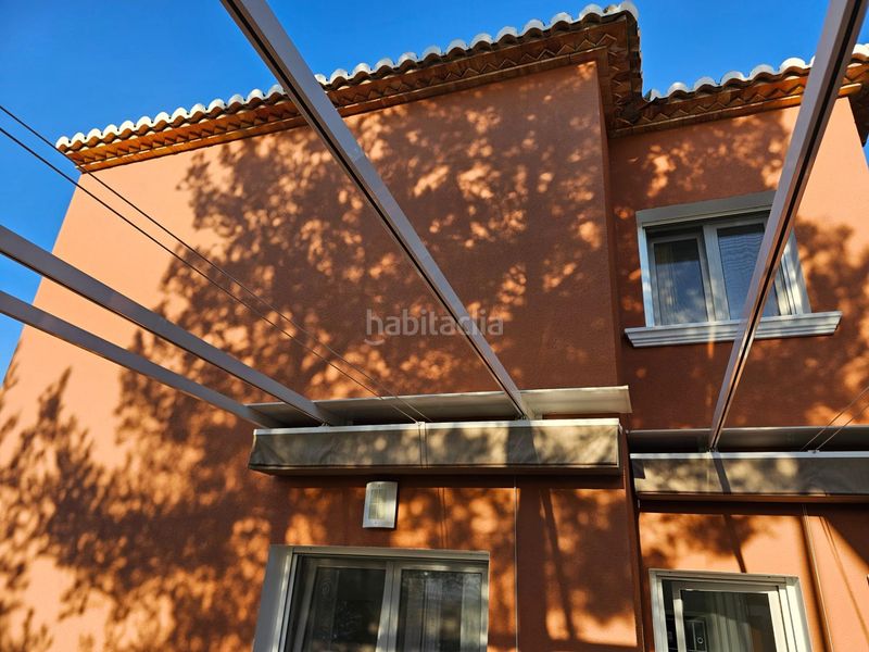 Foto ef33f31e-bd87-45d0-be52-213e4ba9c093. Casa adossada amb calefacció aparcament piscina a Dénia