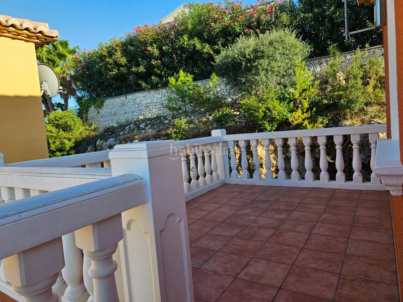 Foto f691fde5-bc19-4652-914e-7b0dcd80414b. Casa adossada amb calefacció aparcament piscina a Dénia