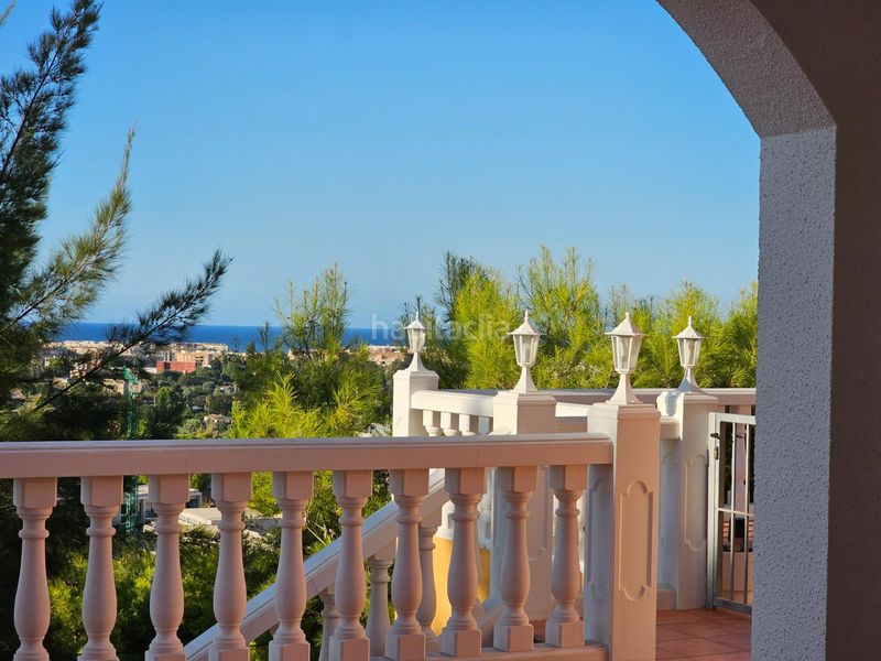 Foto f8f801f0-df43-497c-b44f-2a76e0d38655. Casa adossada amb calefacció aparcament piscina a Dénia