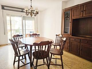 Piso en Centro Urbano. Piso para reformar parcialmente en casco urbano