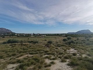 Wohngrundstück in Camino de les plantades 1. Parcela en venta en benidoleig con dos viviendas para reformar