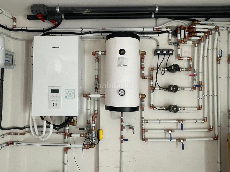 Foto 6bbcbc1c-f743-4aa0-acb9-ee9b72e3f440. Chalet avec parking piscine dans Marisol Park - Ortembach - Los Almendros Calp