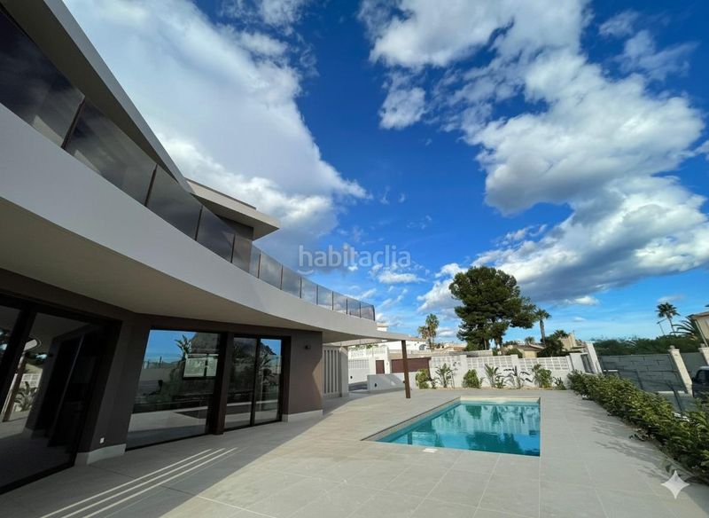 Foto f1ff76c7-4a77-40d8-bae5-c4a7e8d63ba0. Xalet amb aparcament piscina a Marisol Park - Ortembach - Los Almendros Calp