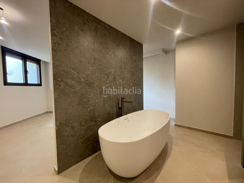 Foto f90f626f-8ed0-4aa2-8095-bb77bafa5501. Chalet avec parking piscine dans Marisol Park - Ortembach - Los Almendros Calp