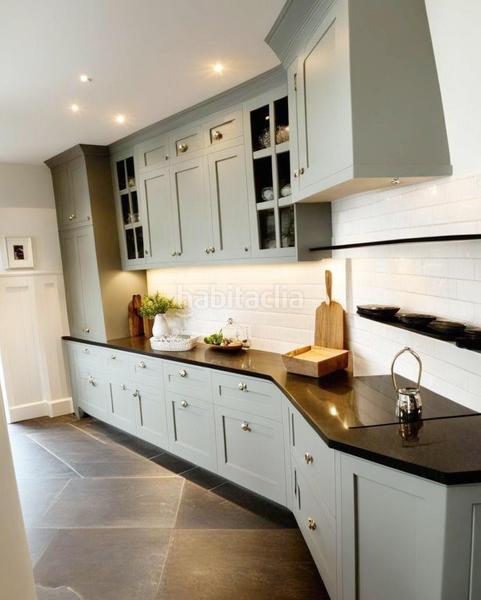 Foto 4ba4e6dd-9766-4be9-86a2-f183521d92a4. Xalet amb calefacció aparcament piscina a Sierra Helada Benidorm