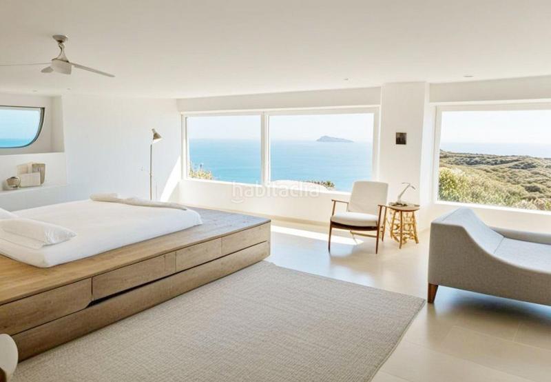 Foto 573ac61e-86c1-4189-9fc1-7fd5050aaebc. Xalet amb calefacció aparcament piscina a Sierra Helada Benidorm