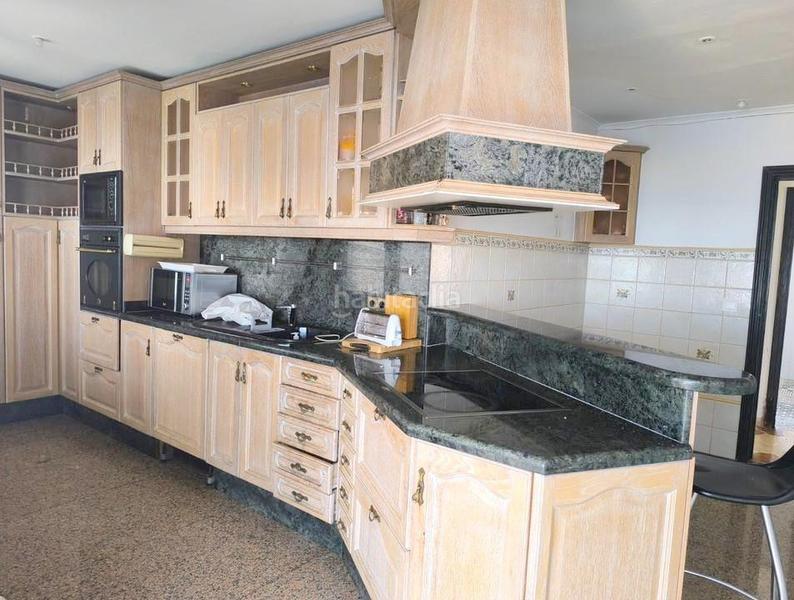 Foto 5928f187-f288-4ab9-b9cc-4053d4fd0d53. Xalet amb calefacció aparcament piscina a Sierra Helada Benidorm