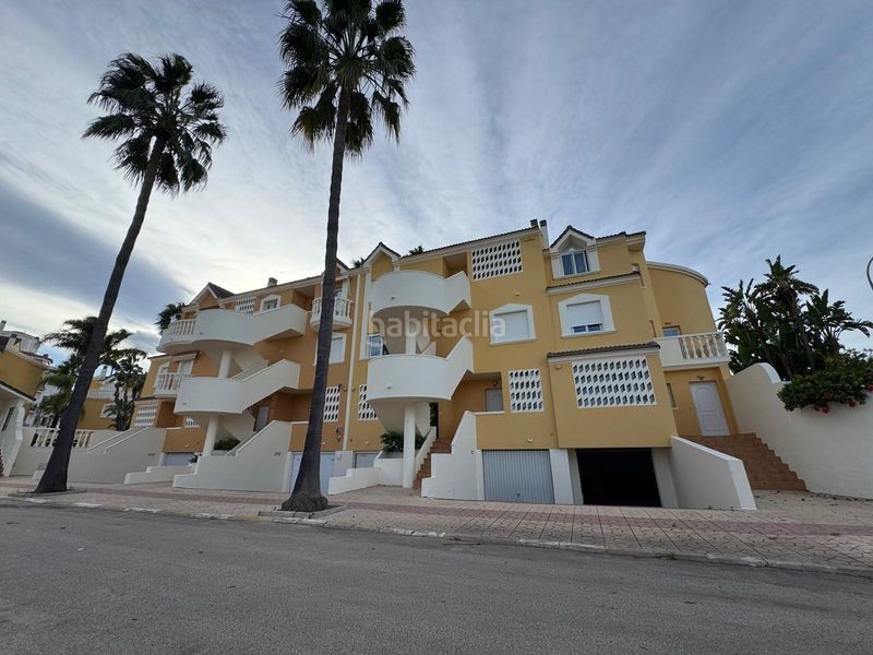 Foto 1494d3c3-f755-4106-8ad6-da0839dd0976. Casa adossada amb calefacció aparcament piscina a Dénia