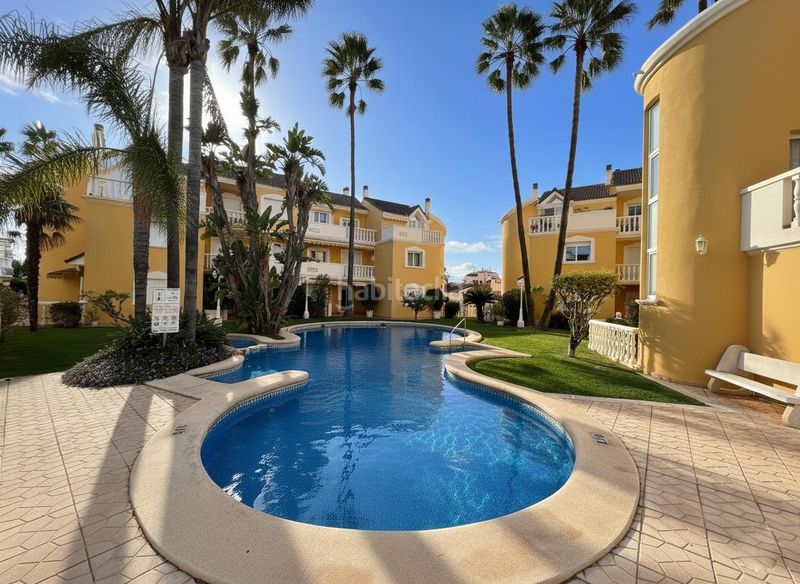 Foto 40d20940-b767-4df3-8978-0110ebb4ca9a. Casa adossada amb calefacció aparcament piscina a Dénia