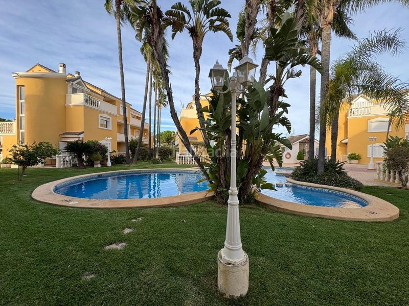 Foto 499c0954-1ea8-4d8f-8cee-5bc812192521. Casa adossada amb calefacció aparcament piscina a Dénia