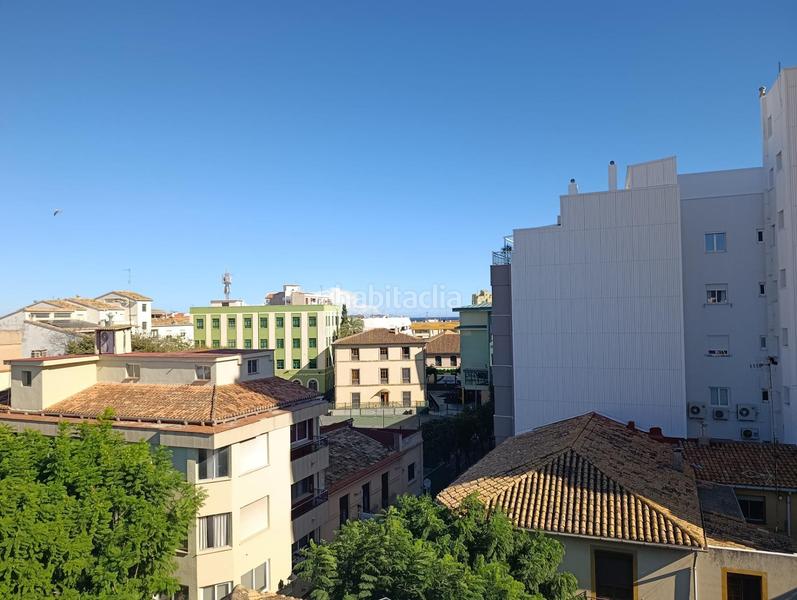 Foto 3e291b85-f2a9-49d3-9412-c529685f2cd7. Lloguer àtic amb calefacció a Centro Urbano Dénia