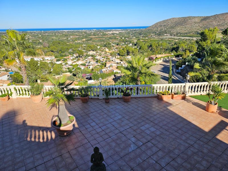 Foto 7d3a3fb9-7fe2-44a7-8d3e-d64a7bf84340. Xalet amb aparcament piscina a Pedreguer