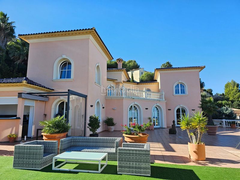 Foto 9a930fce-b6b5-4cd7-a330-8f0445766088. Xalet amb aparcament piscina a Pedreguer