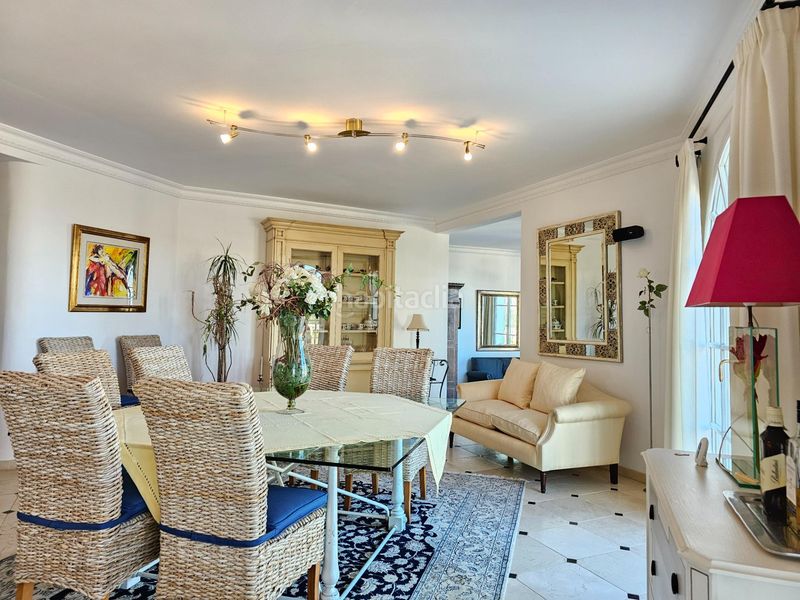 Foto c8e77583-6d14-444a-ab2b-9d5ff560a406. Xalet amb aparcament piscina a Pedreguer