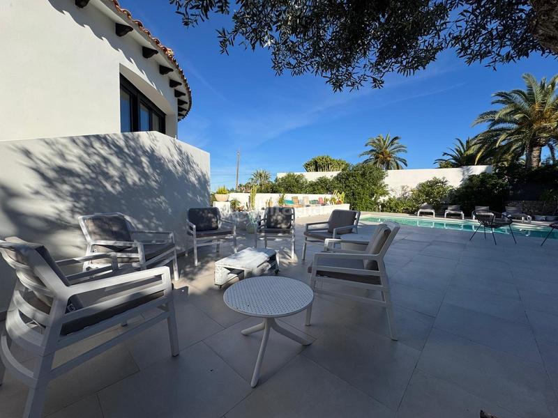 Foto 5a829f7f-5f47-4ad8-9be7-844eca1c1e9b. Chalet avec chauffage parking piscine dans El Montgó Dénia