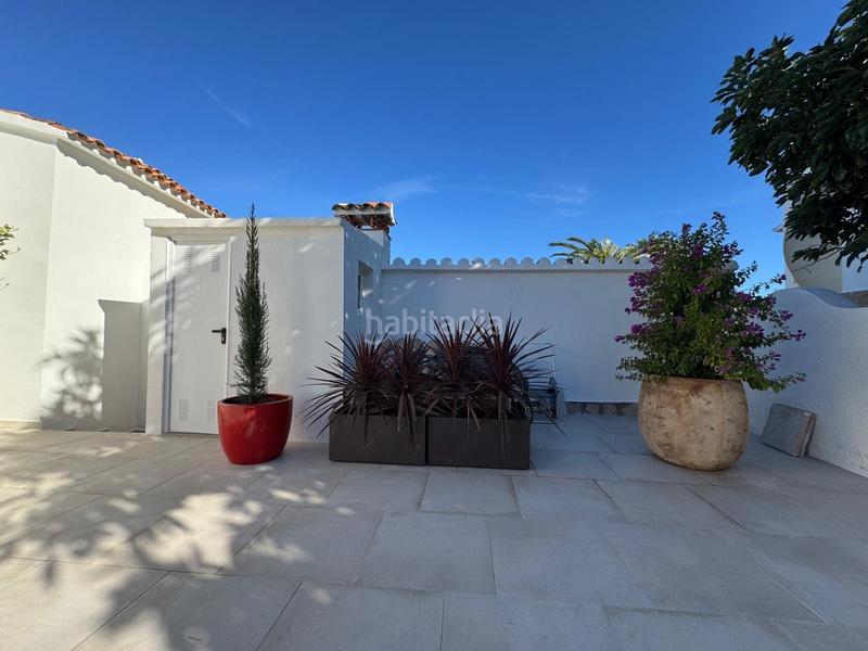 Foto a12c4b24-d330-4605-ad98-6906c2ef6ff4. Chalet with heating parking pool in El Montgó Dénia