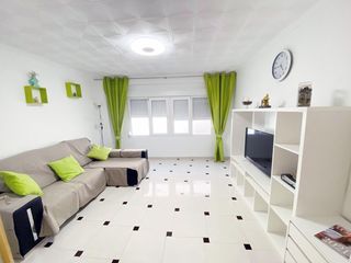 Pis a Saladar. Piso en planta baja en el casco urbano de denia