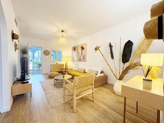 Appartement à El Montgó. Apartamento en planta baja situado en una pintoresca urbanizació