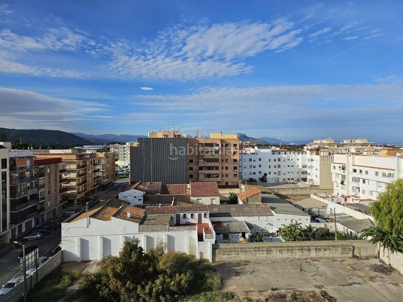 Foto 0578f1ea-9fe2-49e8-b162-f96669f9e45b. Àtic amb aparcament a Les Bassetes - El Marjal Dénia