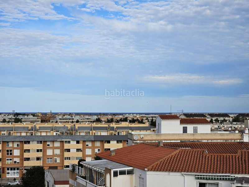 Foto f882a84c-c063-4ffc-9588-d595933a4fdd. Àtic amb aparcament a Les Bassetes - El Marjal Dénia