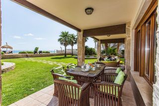 Chalet à Devessa - Monte Pego. Villa de lujo situada directamente frente al mar mediterráneo