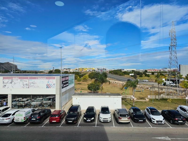 Foto a9c86a4a-8ddd-47b3-9e53-ba33e1273585. Lloguer local comercial a Ondara