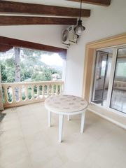 Xalet a Avenida l'alcoia de 9. Chalet en venta en la sella con espectaculares vistas