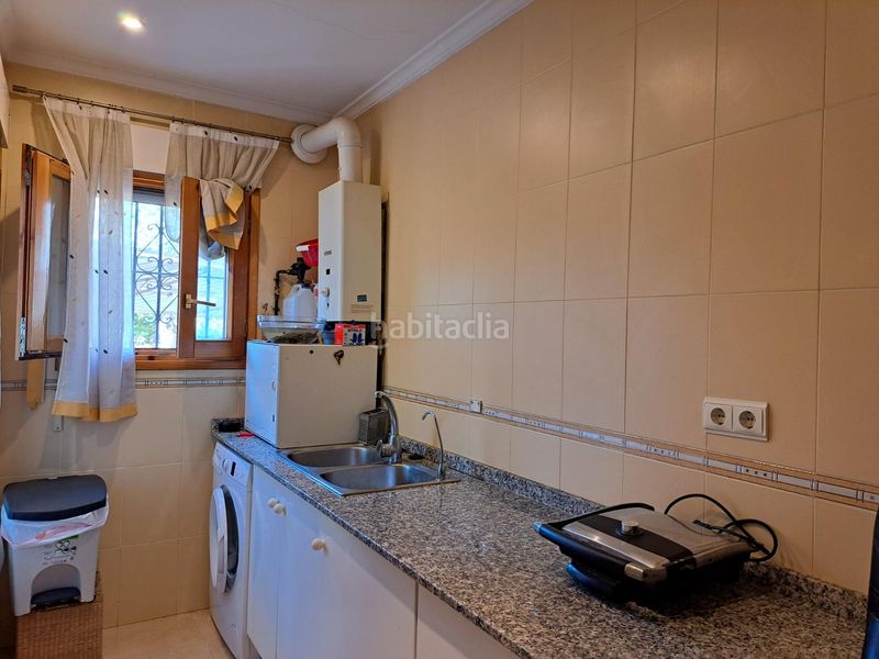 Foto 1085cb23-283a-4d61-95f3-77334f7a1dee. Apartament amb calefacció aparcament piscina a Les Bassetes - El Marjal Dénia