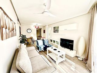 Flat in Verger (el). Acogedor piso en el centro urbano de el verger con balcón y plaz