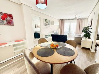 Piso en Verger (el). Acogedor piso en el centro urbano de el verger con balcón y plaz