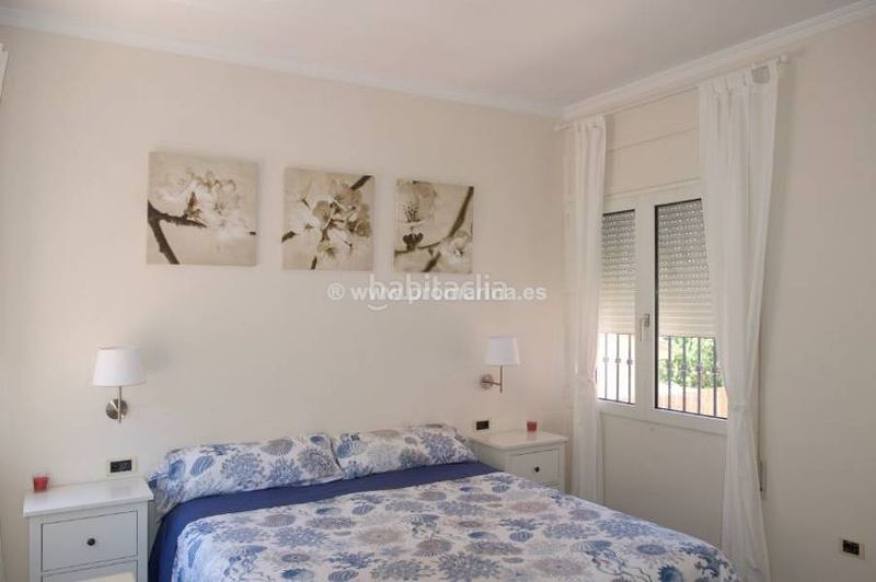 Foto 5011fdae-3ba4-42a6-af36-6c06c941f42a. Xalet amb calefacció aparcament piscina a Las Rotas / Les Rotes Dénia
