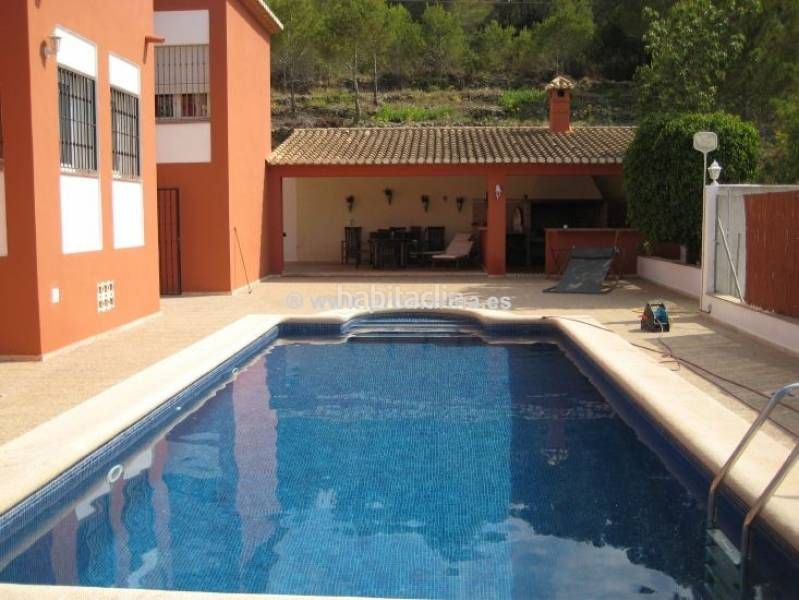Foto 51ea1dbd-0ff9-4d8d-a364-c64ed25cfd50. Xalet amb calefacció aparcament piscina a Las Rotas / Les Rotes Dénia