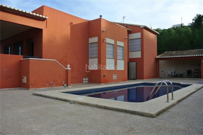 Foto 659e3432-acce-4b98-bfa9-ac4c340e9868. Xalet amb calefacció aparcament piscina a Las Rotas / Les Rotes Dénia