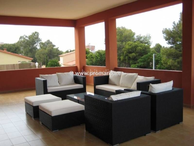 Foto a91bbfd2-c8f6-4c80-be47-9960a2c84282. Xalet amb calefacció aparcament piscina a Las Rotas / Les Rotes Dénia